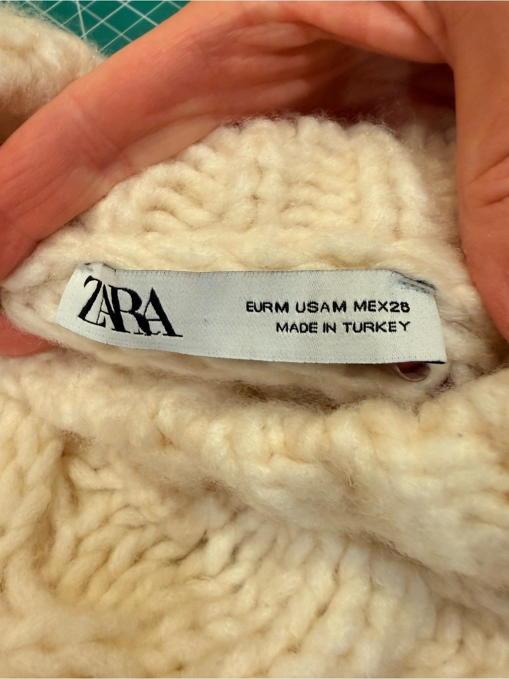 ZARA Chunky Cable Knit Bobble Sweater Cream Wool Blend M - Picture 3 of 6